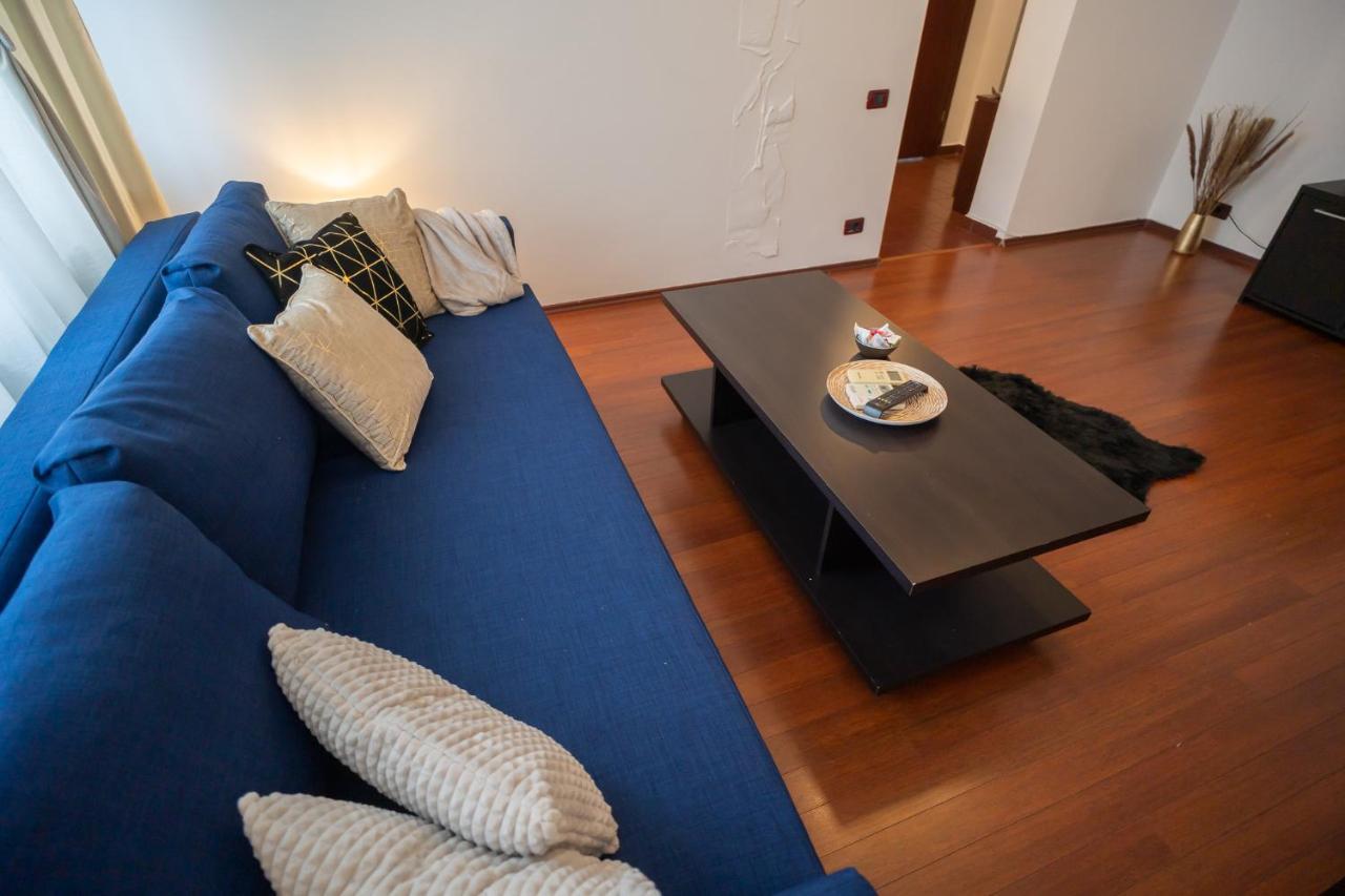 Spacious 2Br Dristor Apartment Bucharest Exterior photo